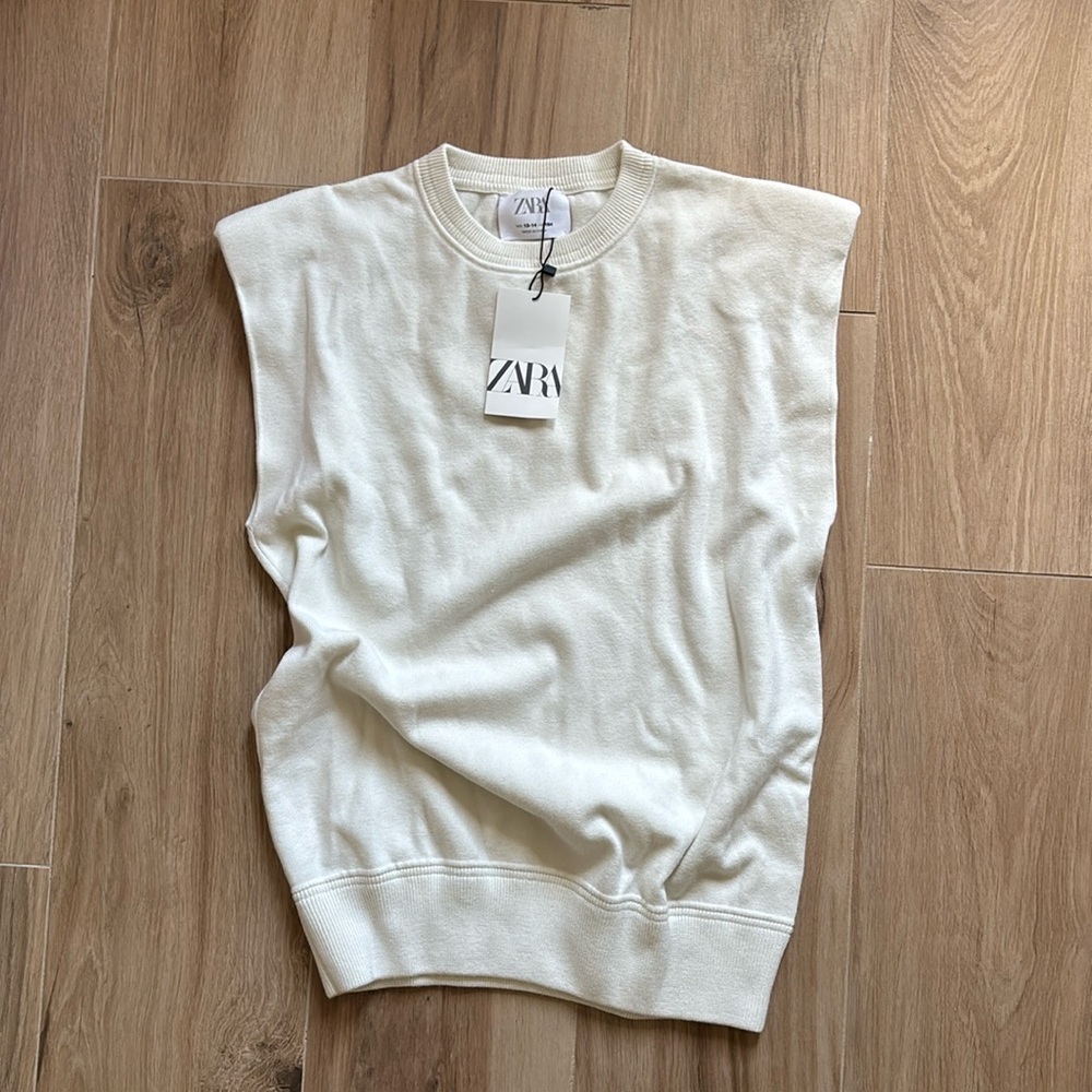 Zara Cream Sleeveless Sweatshirt Top